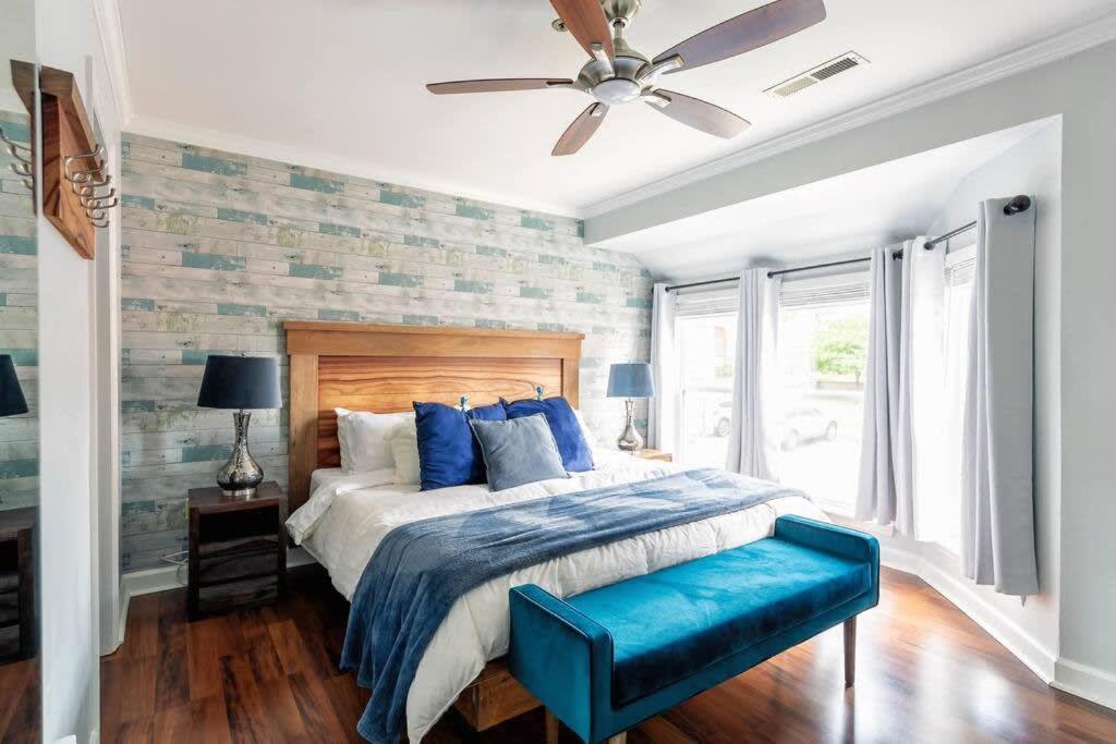 Walk To Broadway Charming Modern Historic Townhome Nashville Bagian luar foto